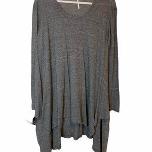 Free People Oversized Long Sleeve Distressed Sz M